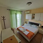 Anita Sibinj Apartman Sibinj Krmpotski