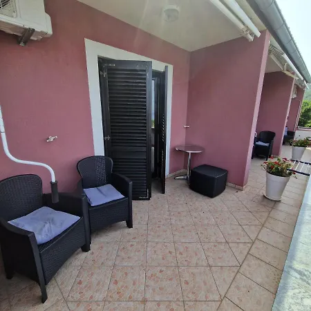 Anita Sibinj Apartman