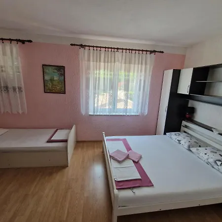 Anita Sibinj Apartman Sibinj Krmpotski