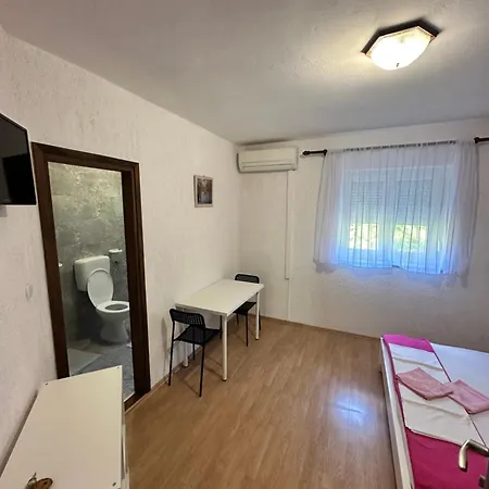 Anita Sibinj Appartement